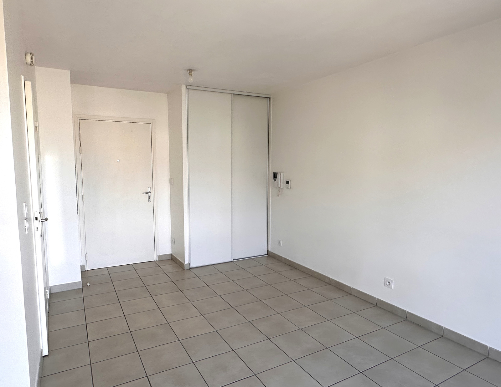 Image_7, Studio, Craponne, ref :2257