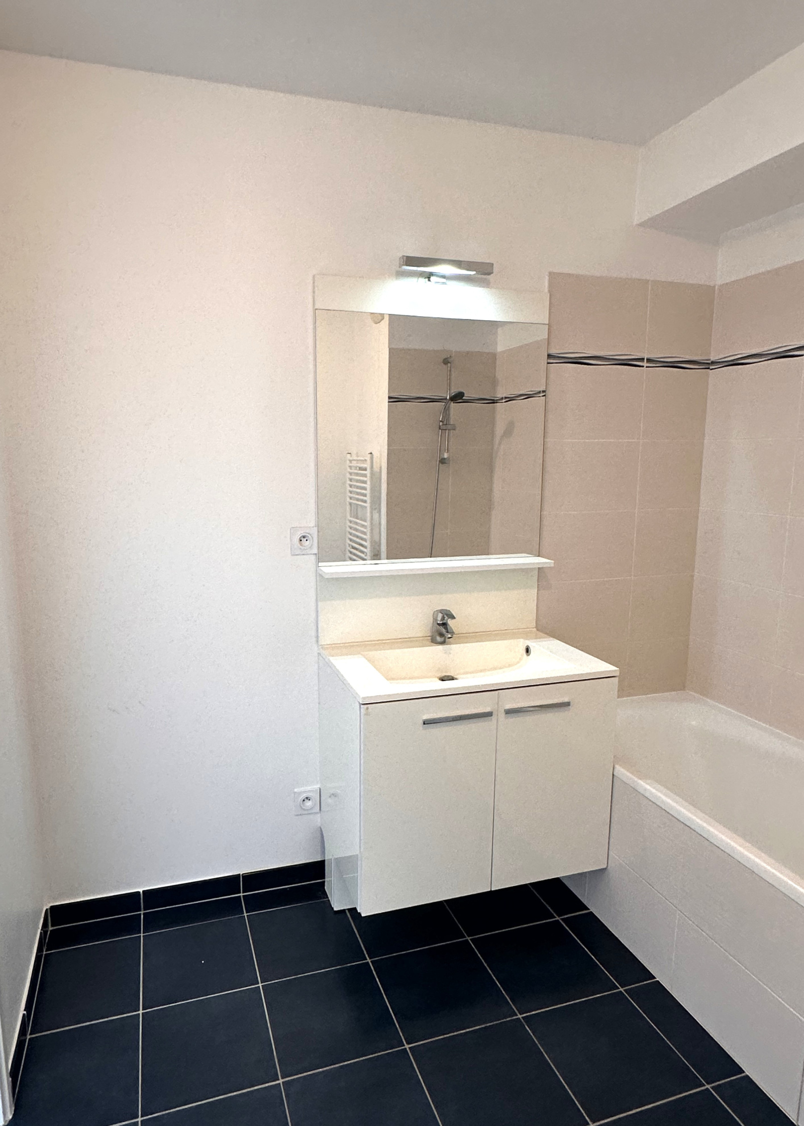 Image_6, Studio, Craponne, ref :2257